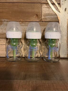 Dr Brown 4 OZ Baby Bottle with Green Vent System - Pack of 3